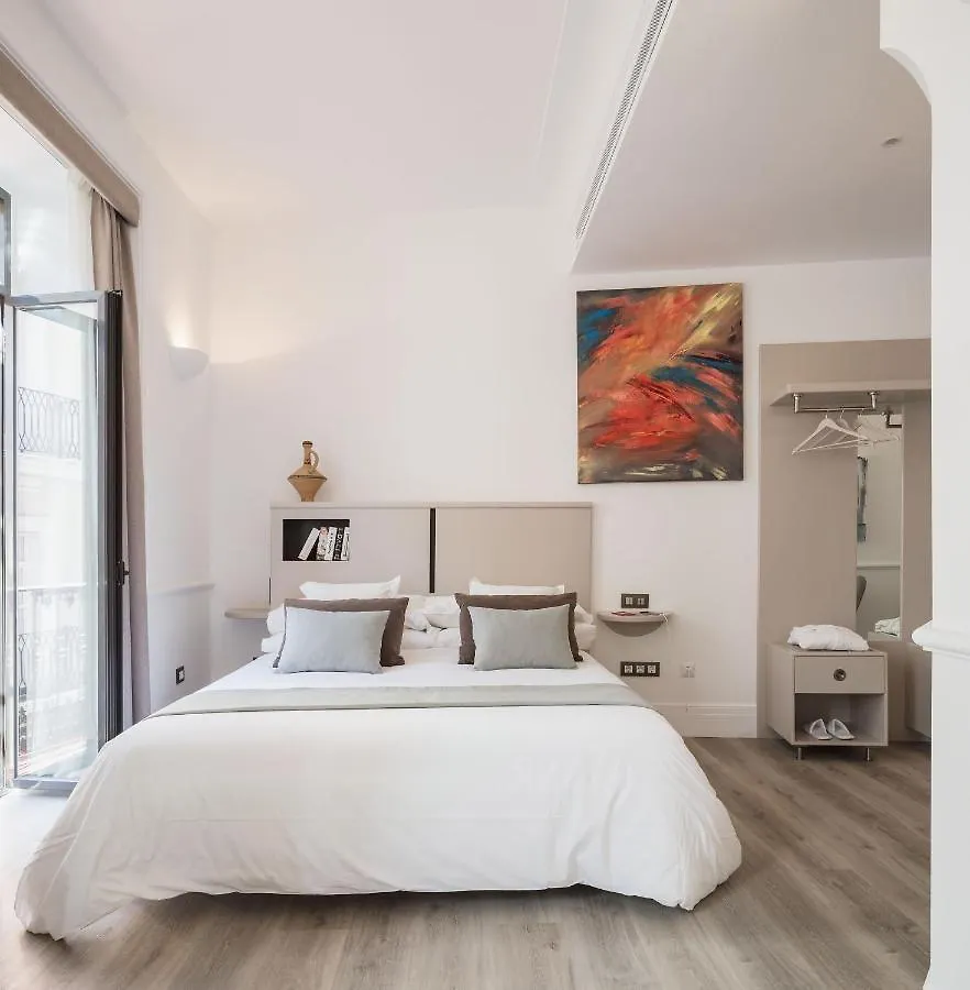 Puerta Catedral Holiday Suites Seville 0*,  Spain