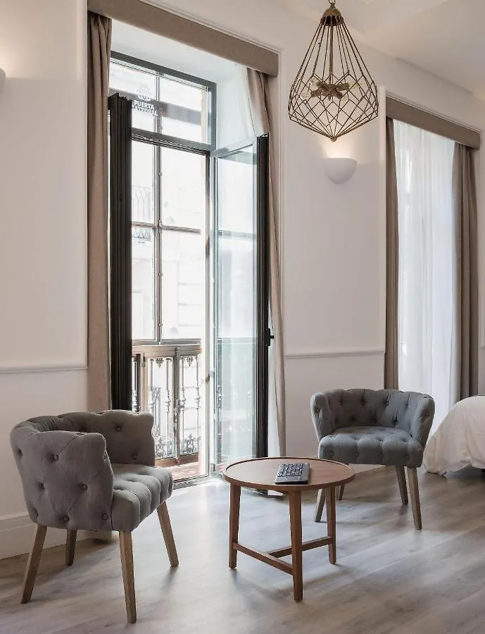 Puerta Catedral Holiday Suites Seville Apartment
