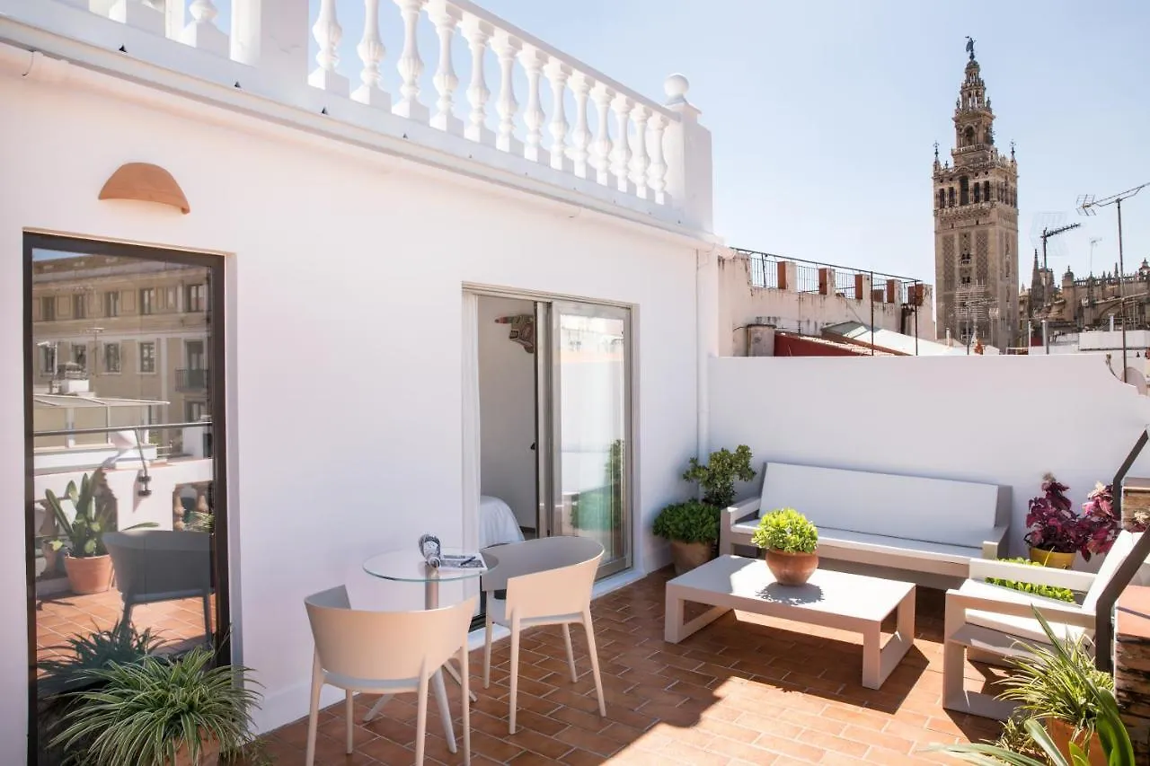 Puerta Catedral Holiday Suites Seville Apartment
