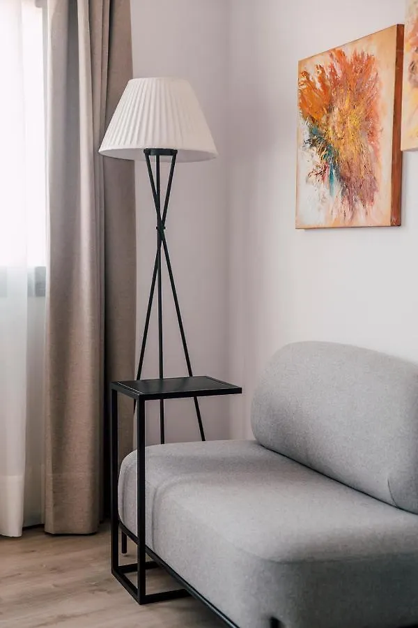 Puerta Catedral Holiday Suites Seville